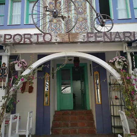 Porto Fenari 알라카티