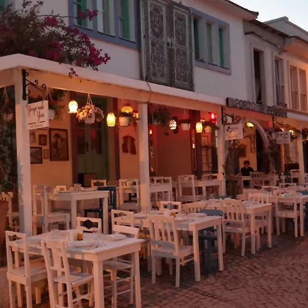 Porto Fenari 알라카티